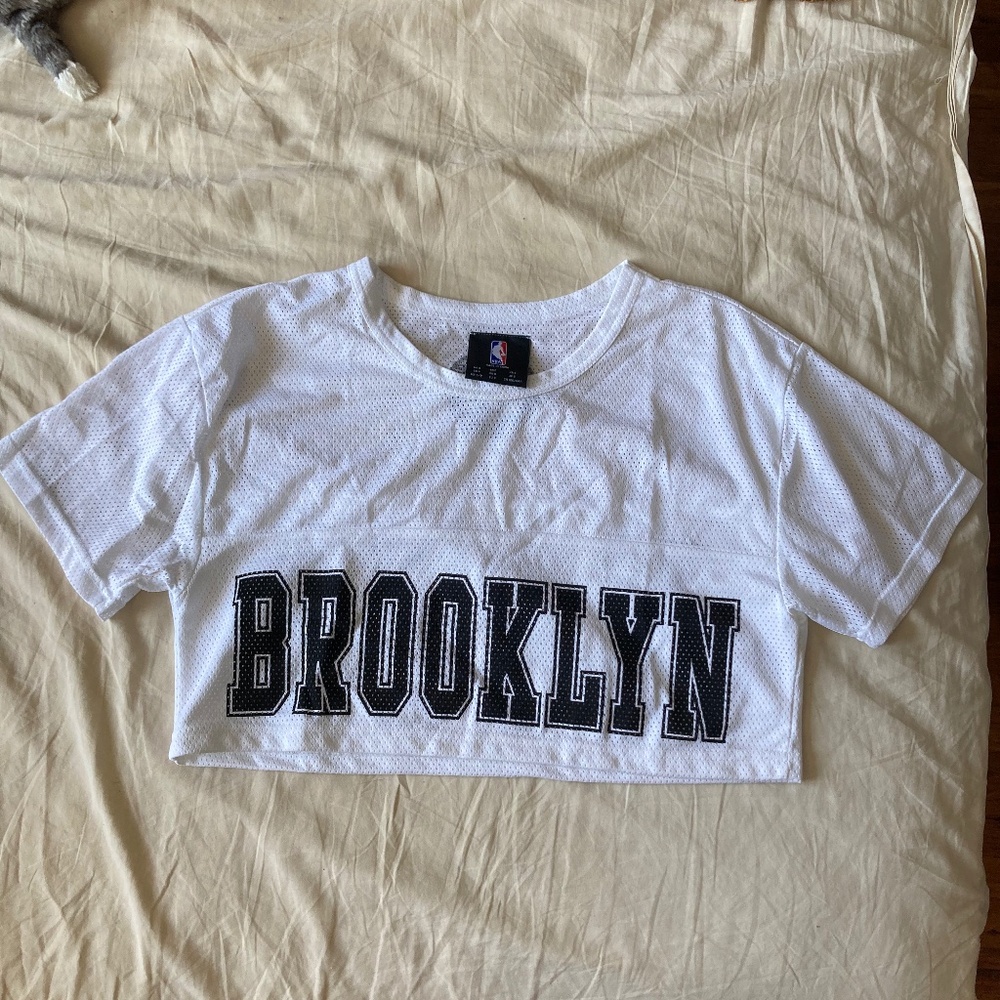 FOREVER 21 Brooklyn Nets Top